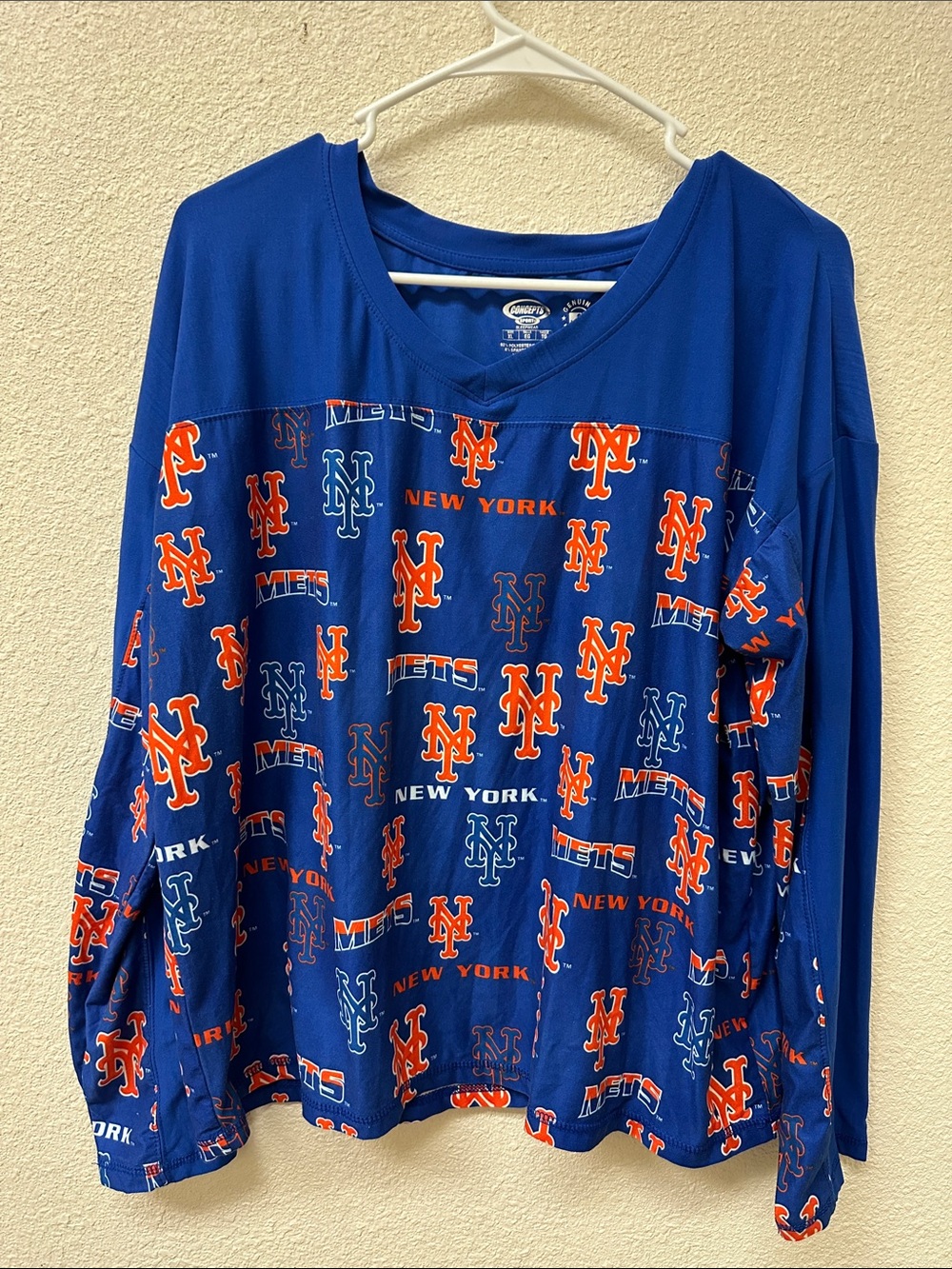 New York Mets Blue Long Sleeve V-Neck Top/ sleepwear XL